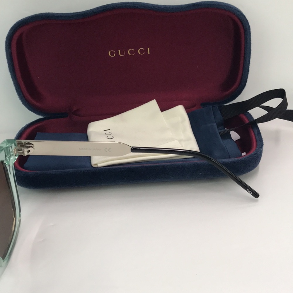 Gucci GG0976S 002 in injected material , in green rectangular/square Sunglasses - Picture 14 of 14